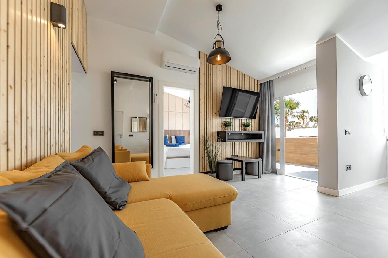 Apart Luxury Apartment In Island Village. Адехе Екстер'єр фото
