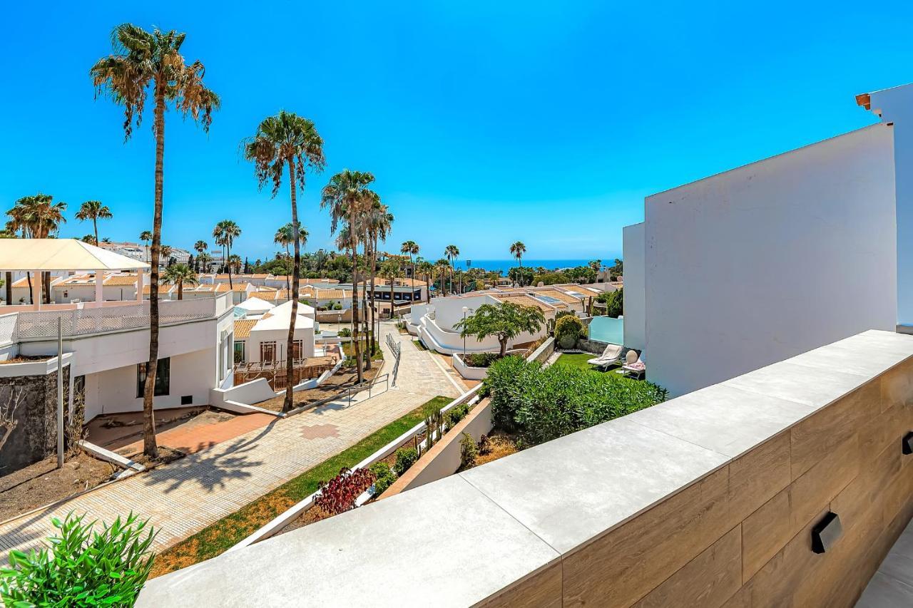 Apart Luxury Apartment In Island Village. Адехе Екстер'єр фото