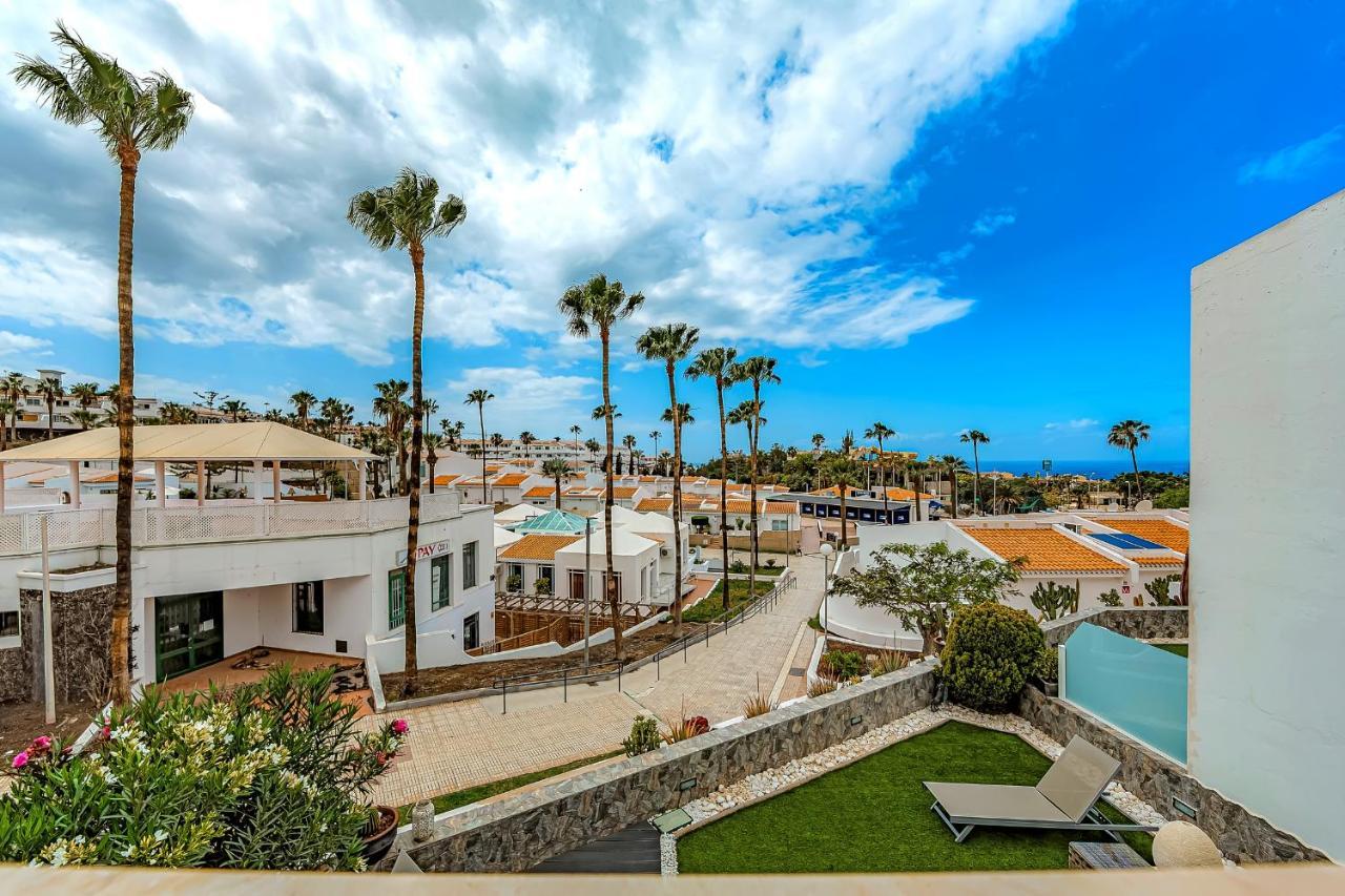 Apart Luxury Apartment In Island Village. Адехе Екстер'єр фото